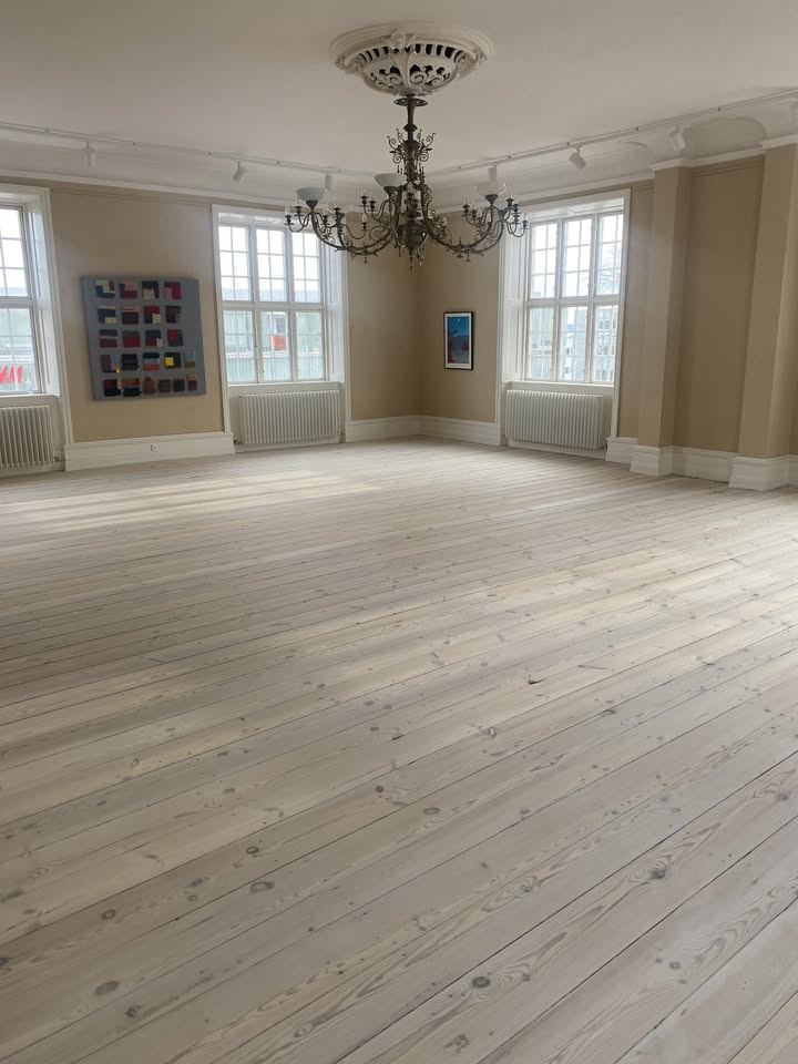 MS Tømrer & Gulvservice tilbyder gulvslibning som bæredygtigt alternativ