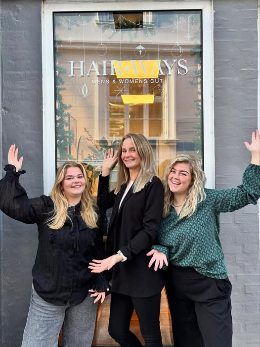 Julen er kommet til Hairways med festlig pynt og stemning