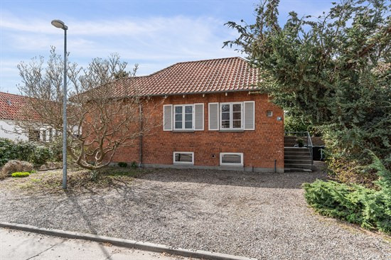 For 5.795.000 kr Rolandsvej 9 - Se priserne på de dyreste boliger til salg i Brøndby