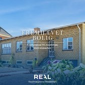 RealMæglerne Middelfart tilbyder villa med kælder nær Middelfart by