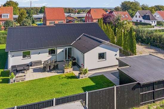 Top 6 over dyreste boliger til salg i Holmegaard. Priser op til 8.345.000 kr