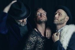 Oplev en musikalsk legeplads med Andersen, Blicher og Jarl