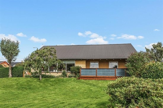 Lillehave 27 og 1 anden boliger er kommet til salg denne uge i Augustenborg - se boligerne her.