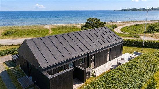 Hyldevænget 1 og 1 anden boliger er kommet til salg denne uge i Malling - se boligerne her.