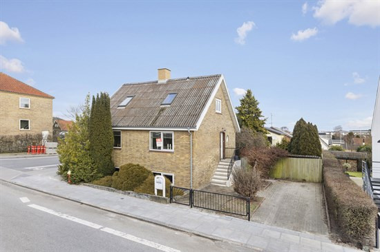 Rolighedsvej 6 er til salg for kun 225.000 kr.: Se de billigste boliger til salg i Frederikshavn her