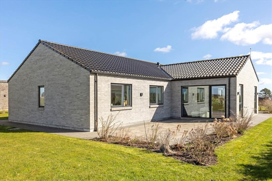 Egeskovvej 8 og 2 andre boliger er kommet til salg denne uge i Randers - se boligerne her.