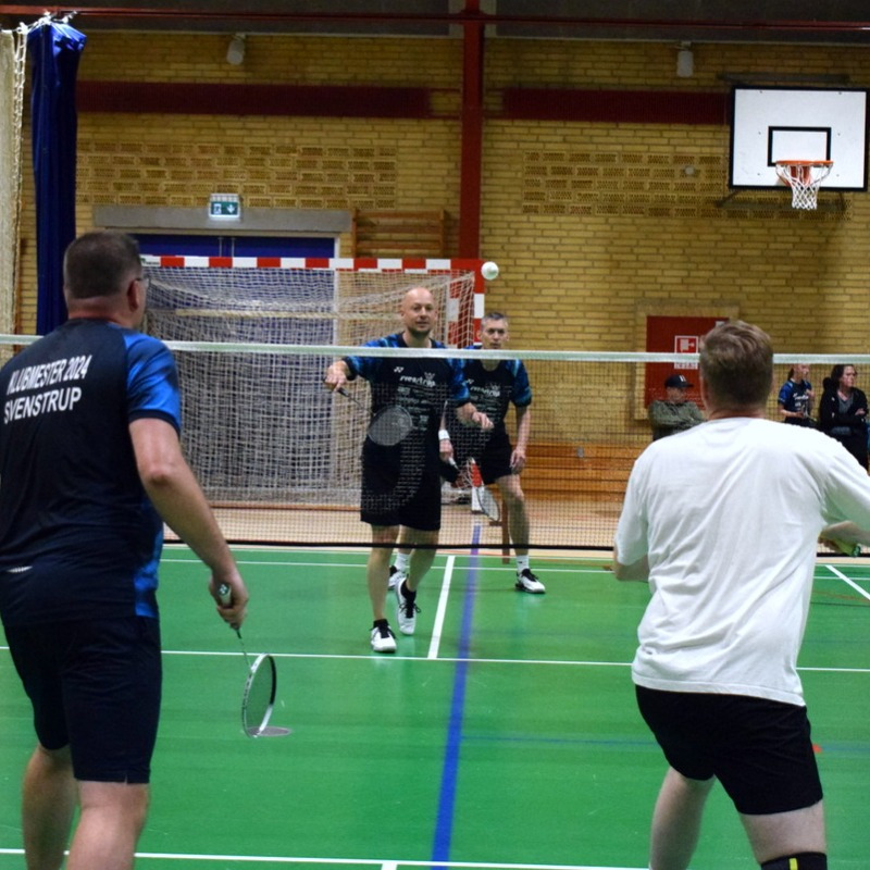 VoksenFjer i Svenstrup: En mulighed for badminton og fællesskab