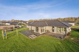 Netop kommet til salg: Fladhøjparken 79 en af Rødekros dyreste adresser