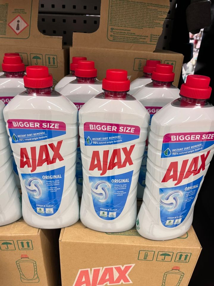 Meny Hobro tilbyder Ajax rengøring til under halv pris: 1250 ml for kun 19,95