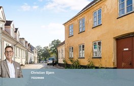 Nybolig Bjørn & Ankersen præsenterer bolig til salg: Charmerende ejerlejlighed i historisk byhus fra 1852