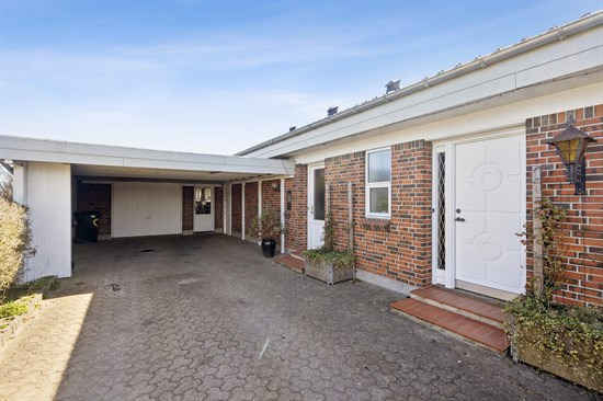 Hirsehaven 7 og 1 anden boliger er kommet til salg denne uge i Hals - se boligerne her.