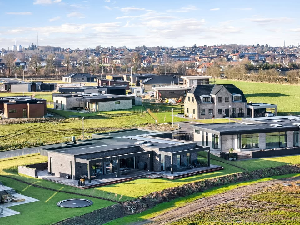 Eksklusivt stillegående skuffesalg hos EDC Støvring: Oplev det unikke hus på Ræven 47