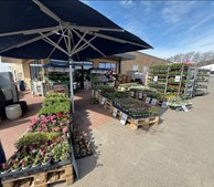 REMA 1000 Hjørring Hestkærvej melder klar til påske med fyldte hylder indenfor og udenfor