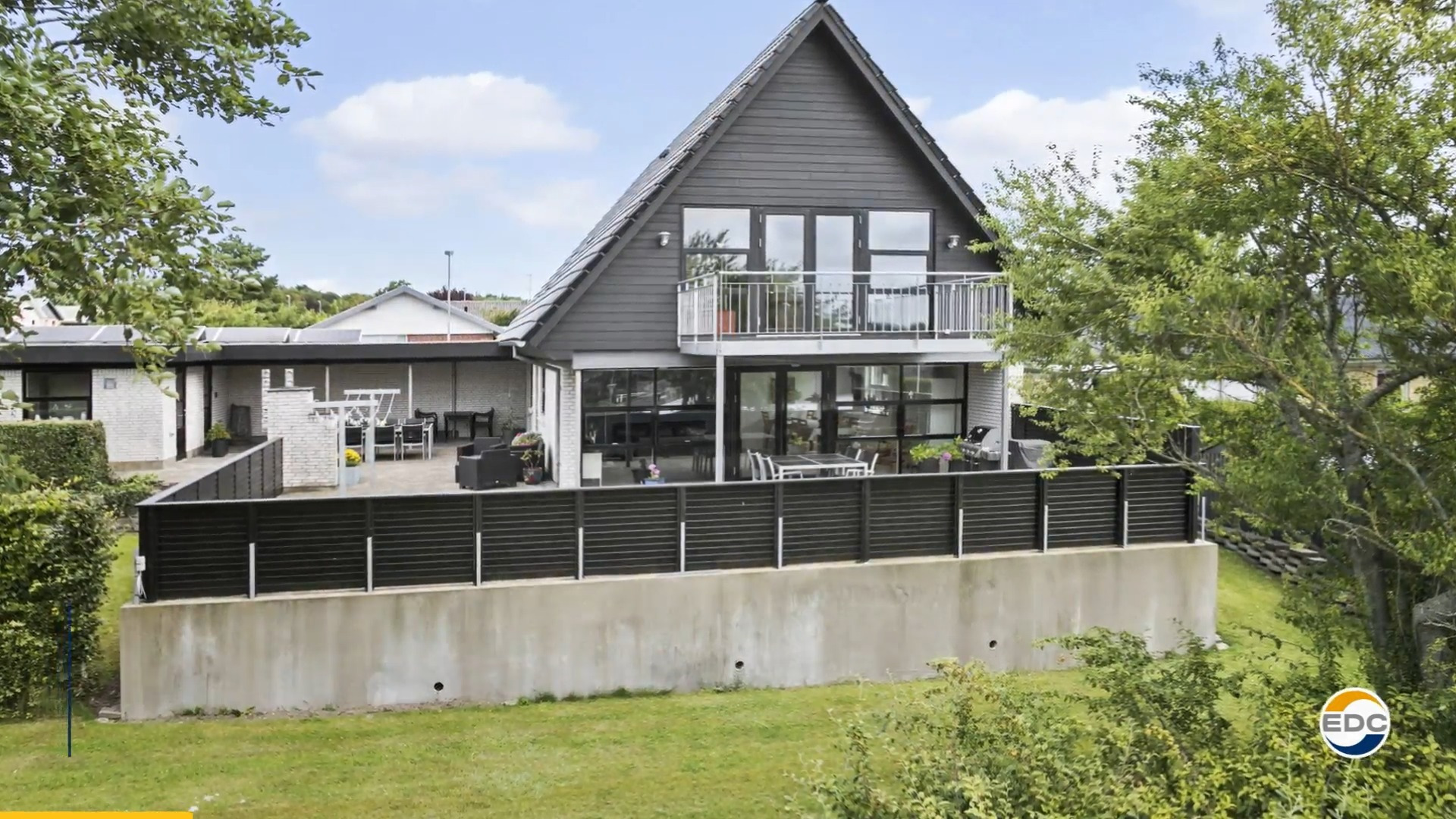 EDC Fjerritslev præsenterer stilsikker villa til familien på Rugmarken 75