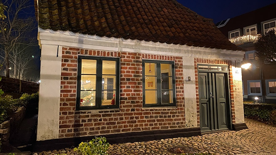 Holstebros ældste hus genåbner som hyggeligt mødested for små kulturarrangementer