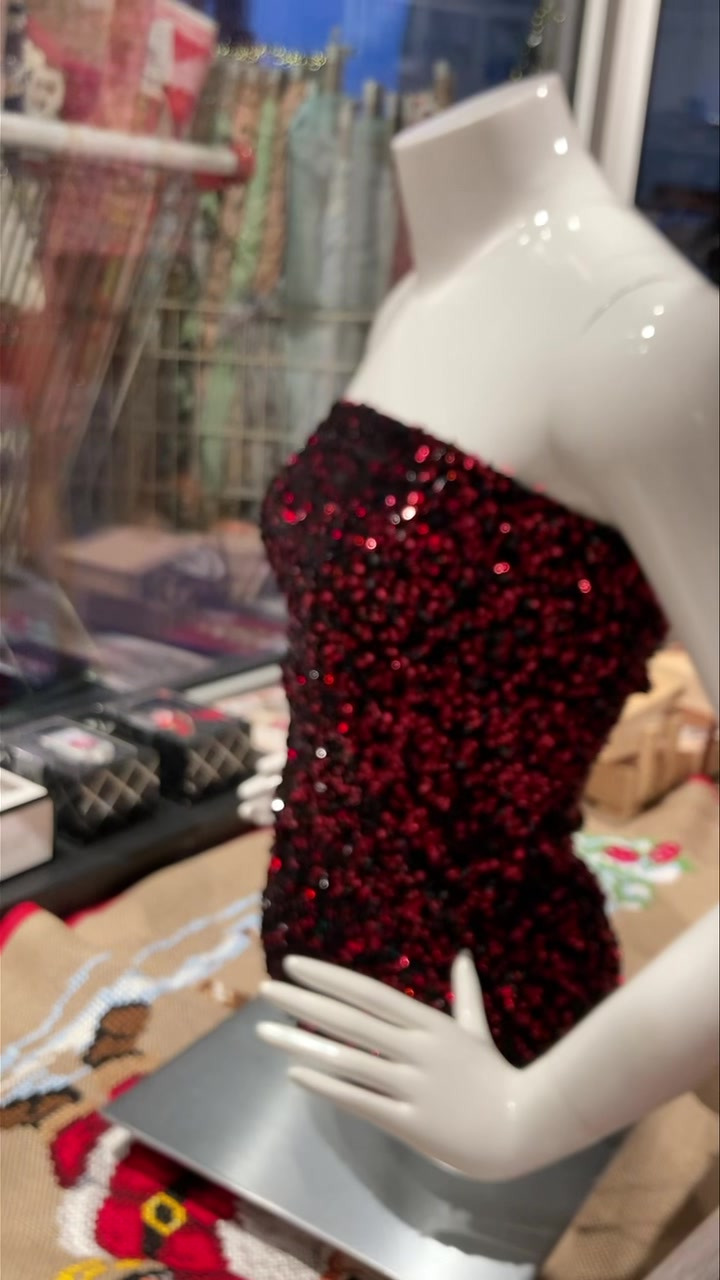 Art'n'Craft tilbyder glitrende paillet-stof til nytårsaften i flere farver