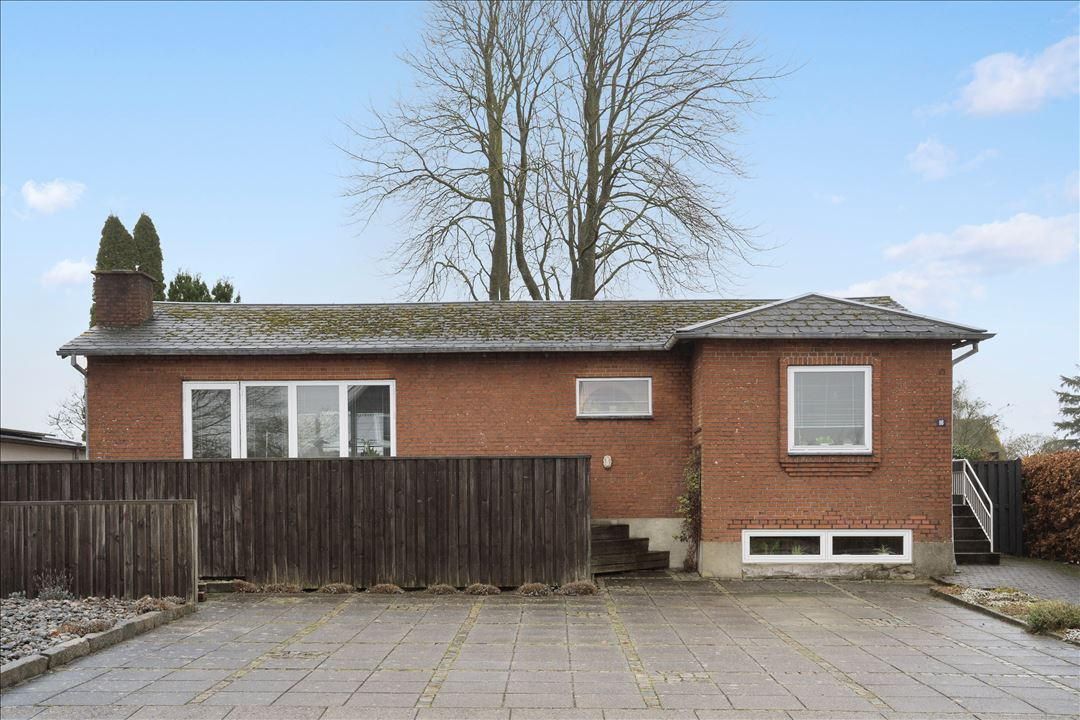 Til salg hos EDC Hedensted: Charmerende villa centralt i Hedensted by!