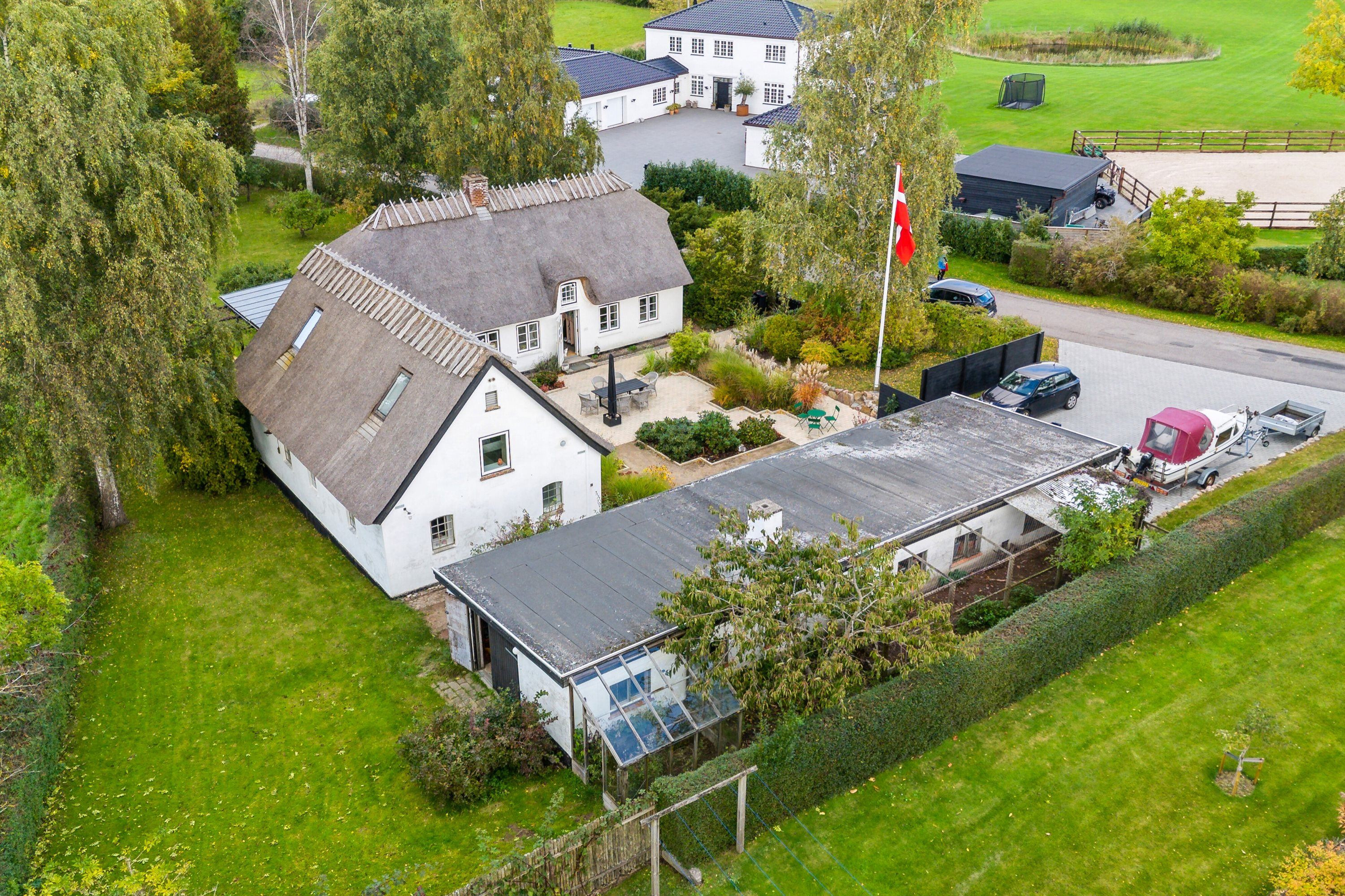 Drømmer du om luksus? For 6,5  mio. kroner er Gammel Frederiksborgvej 31 kommet til salg - Se den og de dyreste boliger til salg her