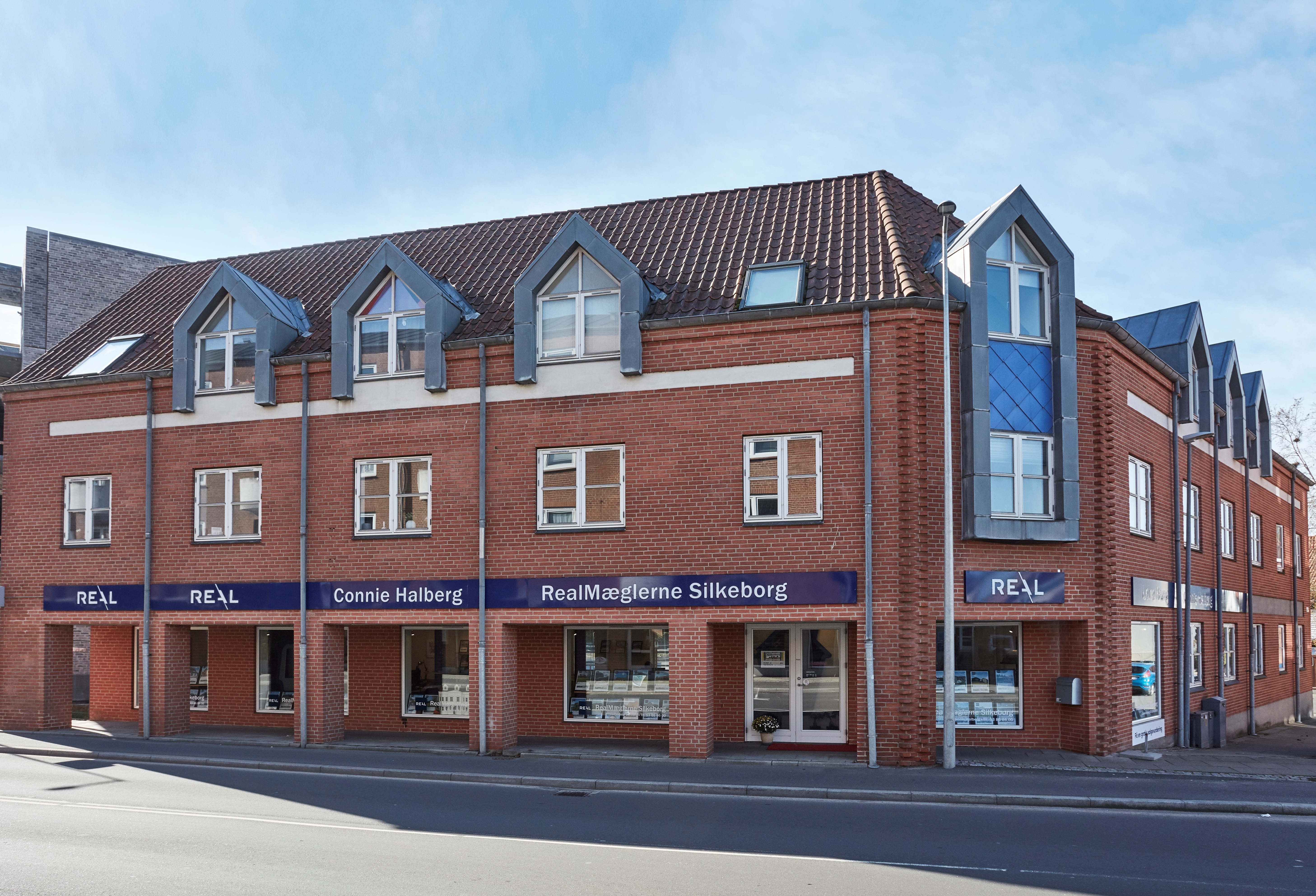 Dagens topnyheder på sociale medier fra dit område