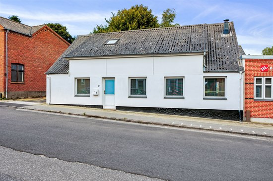 Bramdrupvej 135 er til salg for kun 345.000 kr.: Se de billigste boliger til salg i Egtved her