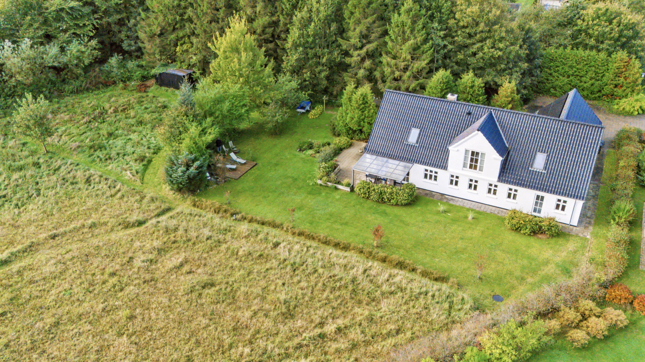 Et hjem, hvor natur, komfort og livskvalitet går hånd i hånd