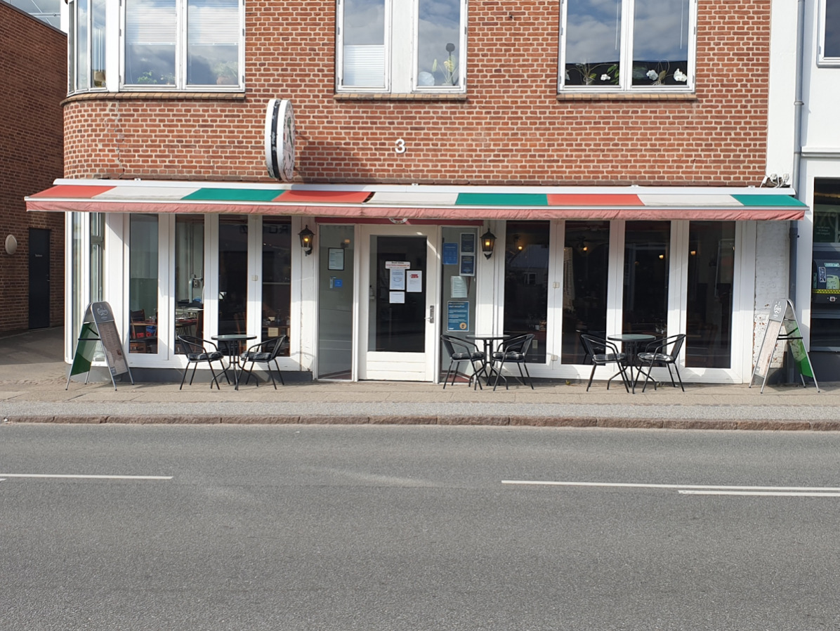 Ristorante Pizzeria Italia: Ry’s ældste Italienske restaurant