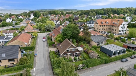 Bøgevang 12 og 1 anden boliger er kommet til salg denne uge i Vejle - se boligerne her.