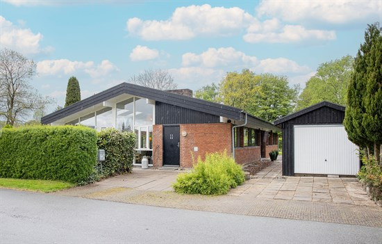 Sølvgranen 11 og 2 andre boliger er kommet til salg denne uge i Kjellerup - se boligerne her.