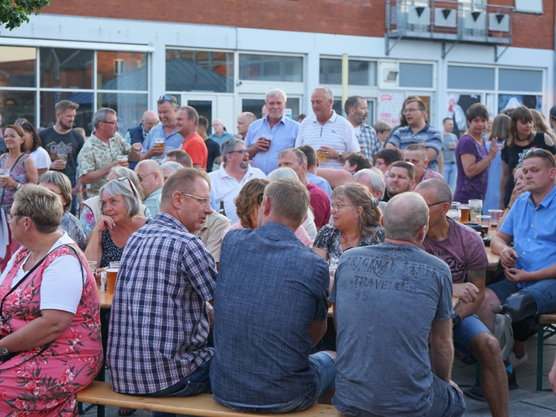 Sommeraften i Bjerringbro: Butikkerne holder åbent til kl. 22