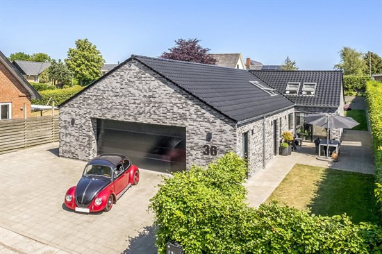 Top 6 over dyreste boliger til salg i Farsø. Priser op til 4.395.000 kr