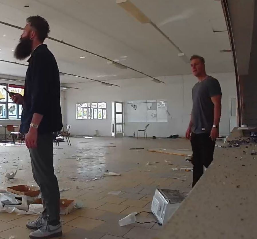 Politiet efterlyser to mistænkte for indbrud i Struer