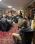 Kokkens Vinhus ApS i højt humør efter succesfuld whiskysmagning
