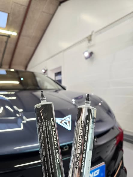 Detailing Center præsenterer Cupra Tavascan VZ med avanceret SiC-beskyttelse i blå metallic