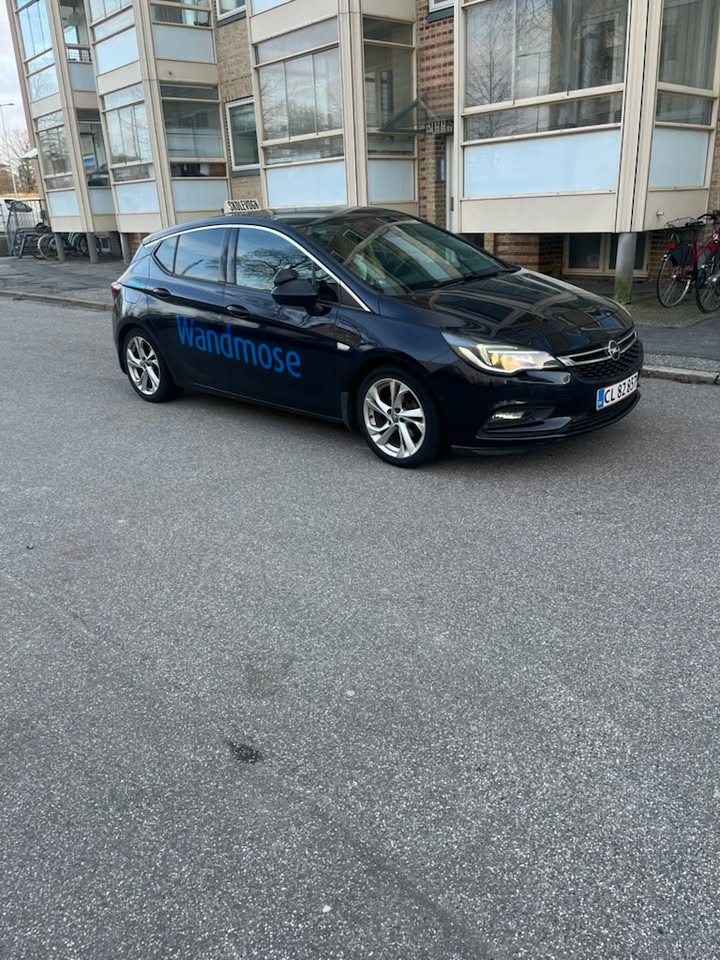 Wandmose Køreskole tilbyder nye holdstart med jubilæumstilbud og bonusgaver