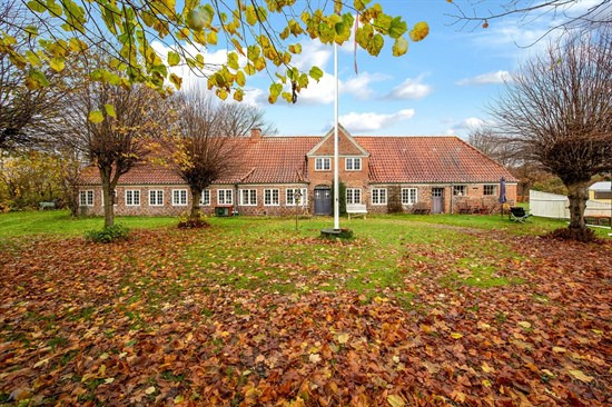 Møllegade 3 og 2 andre boliger er kommet til salg denne uge i Skærbæk - se boligerne her.