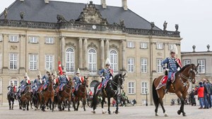 Oplev hesteskadronen og kongelige kareter til åben stald i Thisted