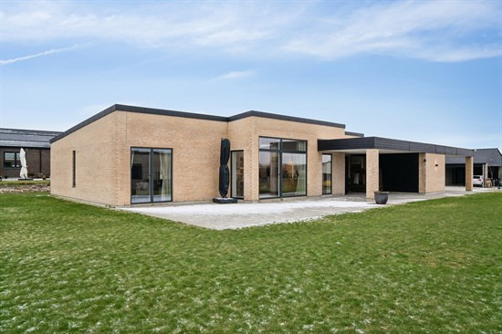 Hvedebakken 56 og 4 andre boliger er kommet til salg denne uge i Hammel - se boligerne her.