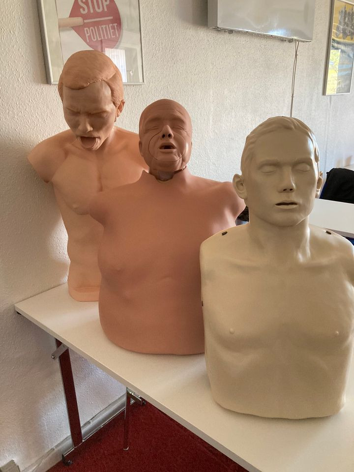 Førstehjælpskursus til fordelagtig pris hos Nørgaards Køreskole