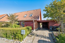 Til salg hos WESTERGAARD BOLIG: Attraktivt beliggende rækkehus i Brønderslev