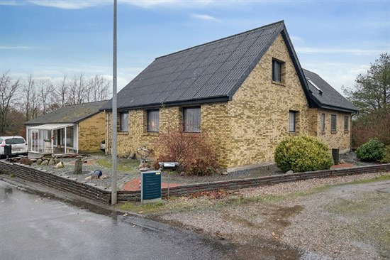 Mejlbyvej 103 er til salg for kun 425.000 kr.: Se de billigste boliger til salg i Nørager her