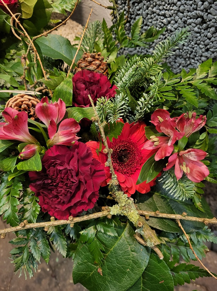 Asmild Plantecenter ApS tilbyder at lave julebuket klar til afhentning eller levering