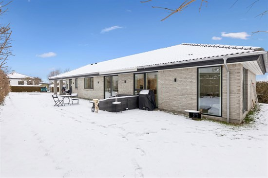 Top 6 over dyreste boliger til salg i Hedehusene. Priser op til 8.995.000 kr