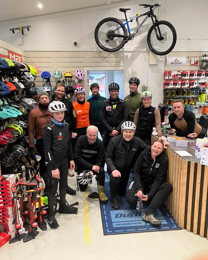 Sæby cykler inviterer til gravel, bobler og kransekage nytårsaftens formiddag