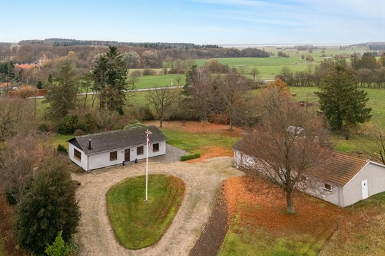 Trudsholmvej 38 og 1 anden boliger er kommet til salg denne uge i Havndal - se boligerne her.