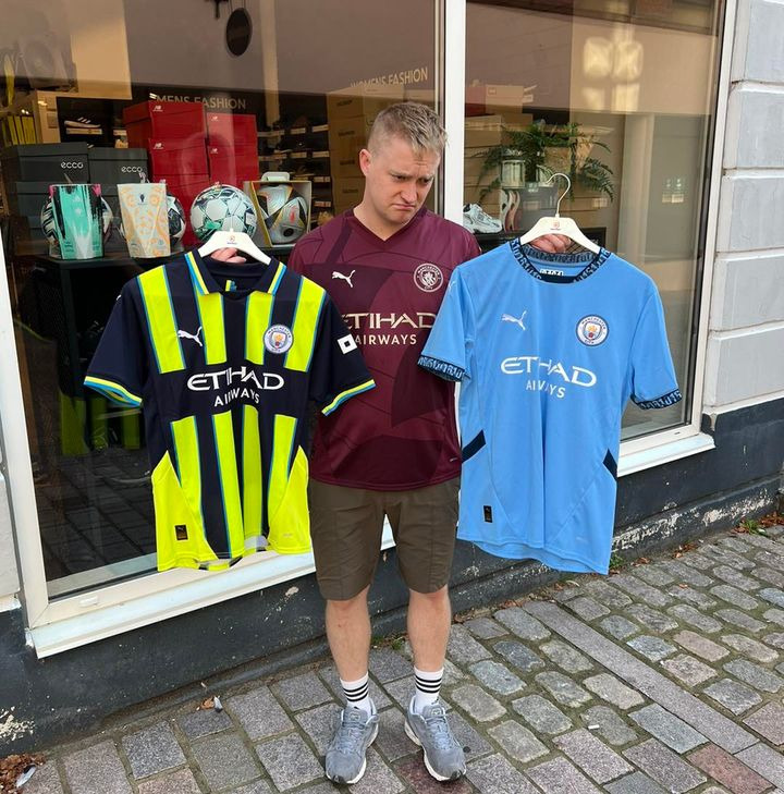 Sportigan Viborg ApS: Nye Manchester City trøjer til børn og voksne