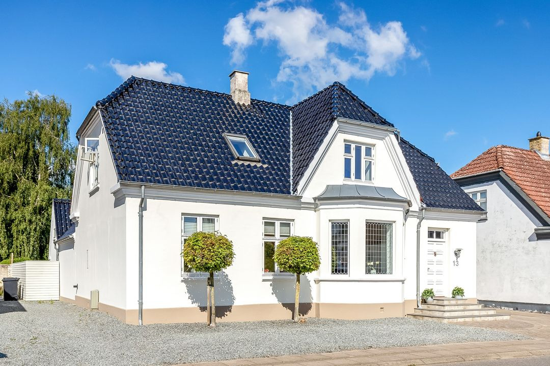 Ny pris på præsentabel villa i Harndrup fra RealMæglerne Middelfart