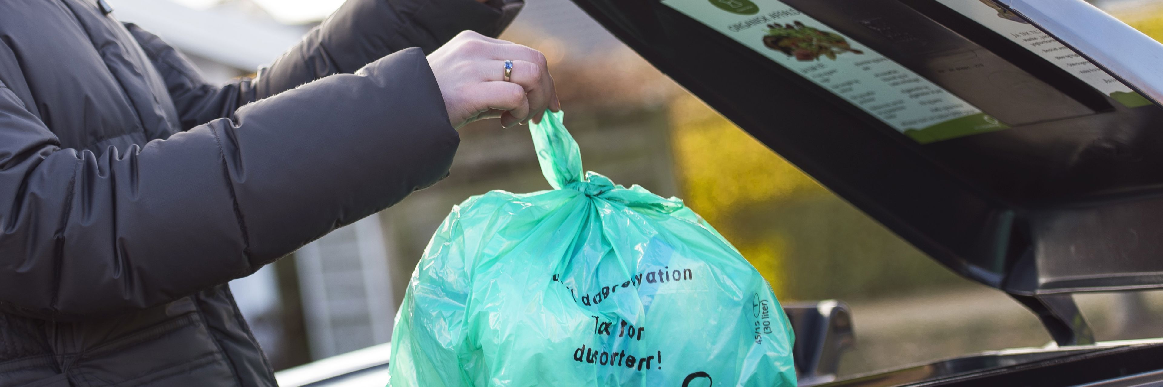 Vejle Kommune lancerer omdeling af grønne affaldsposer til alle husstande