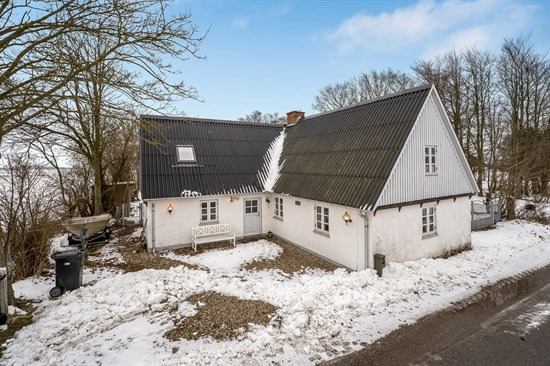 Svinøvestervej 7 er til salg for kun 695.000 kr.: Se de billigste boliger til salg i Lundby her