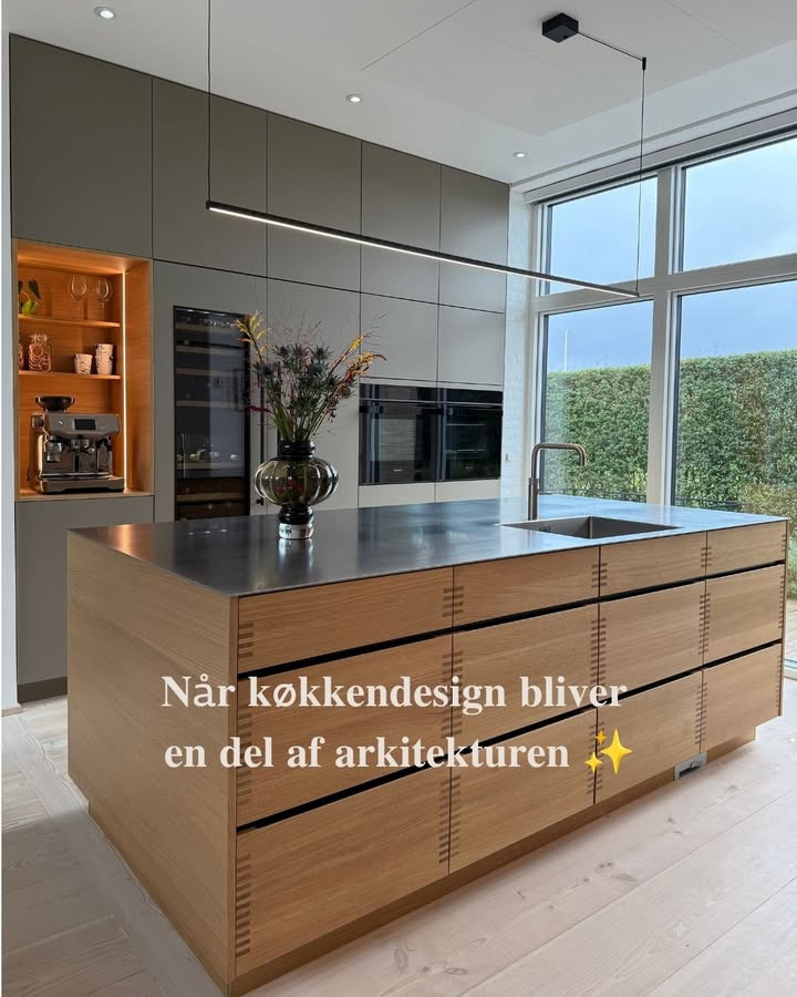 Kvik Køkkencenter Herning viser køkkentransformation i arkitekttegnet villa