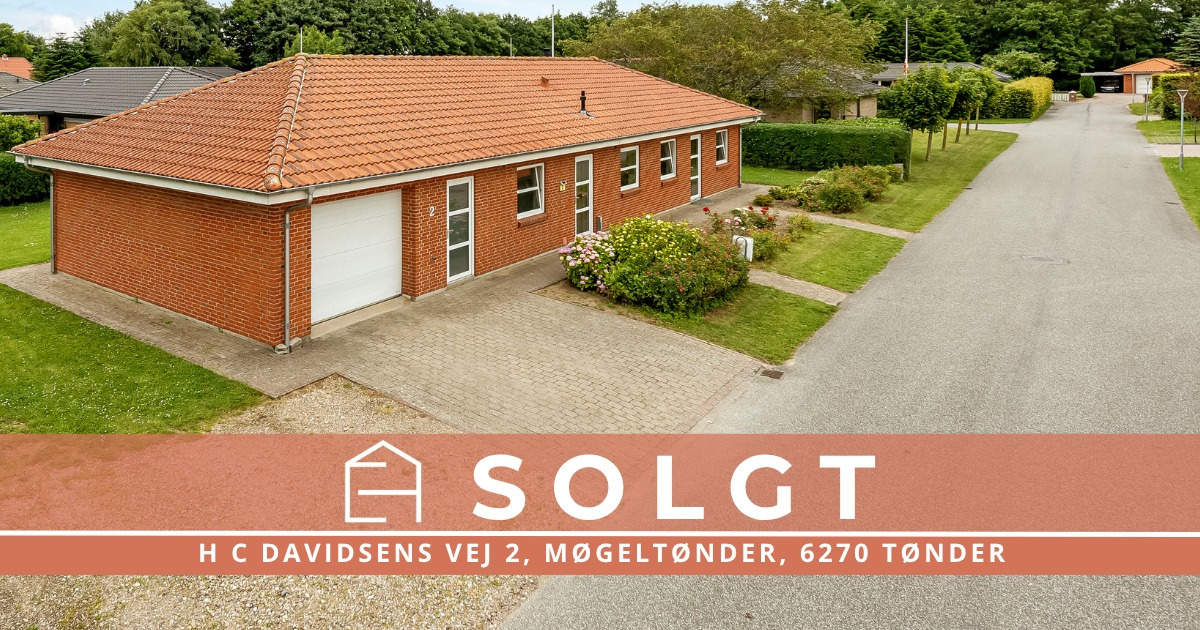 EJENHOLM BOLIG & ERHVERV har sat solgt-skilt i jorden i Møgeltønder